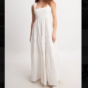 Elegant White Maxi Dress